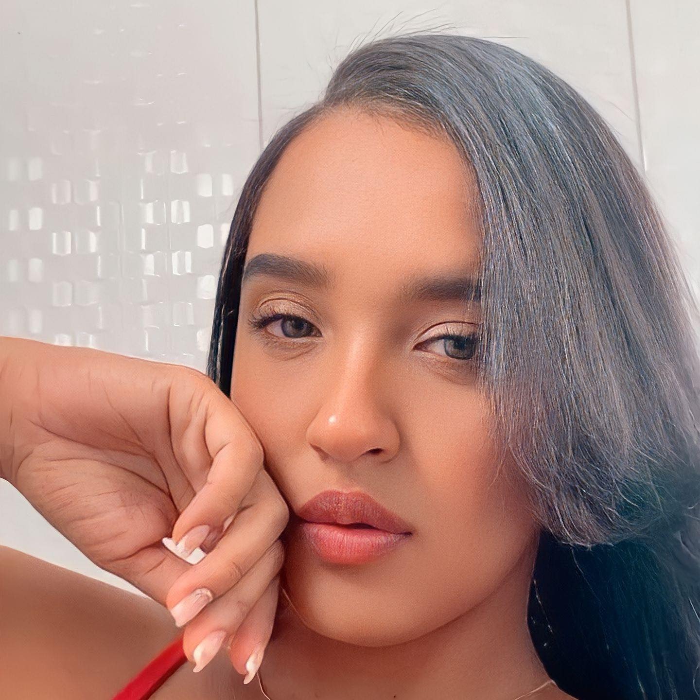 Simone B.